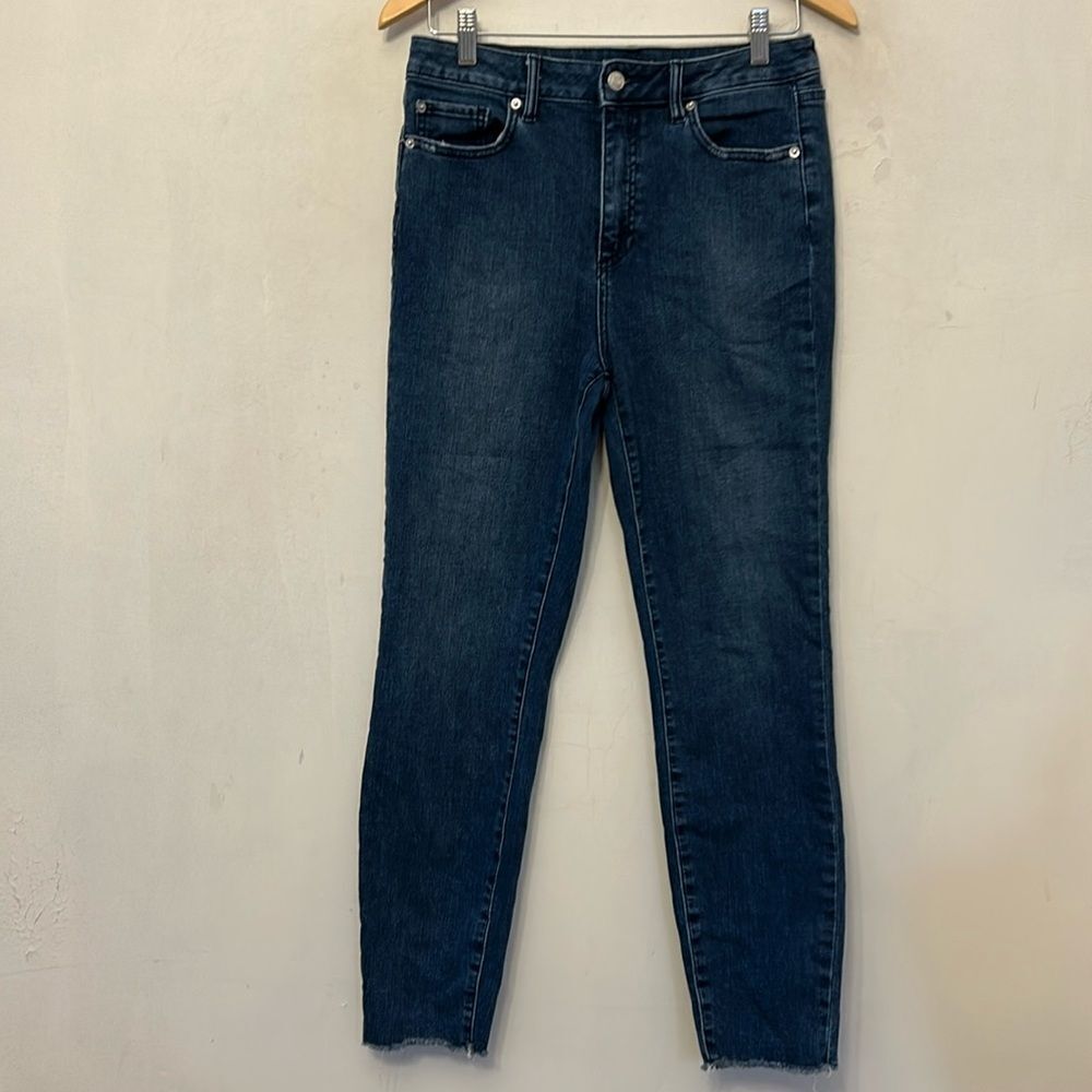 1.State slightly distressed raw hem denim jeans Size 28 EUC